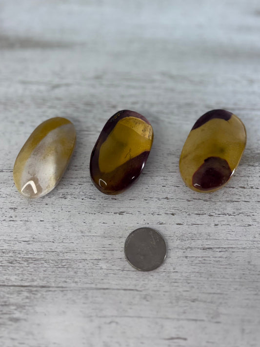 Mookaite Palm Stones – Options U, V & W 🌿